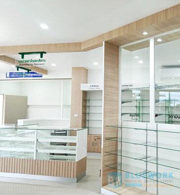 ออกแบบตกแต่งร้านขายยามีพร้อมเวชภัณฑ์-mepromptvejchapun2
